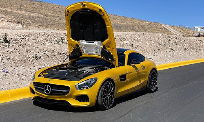 Mercedes-Benz Amg Gt...