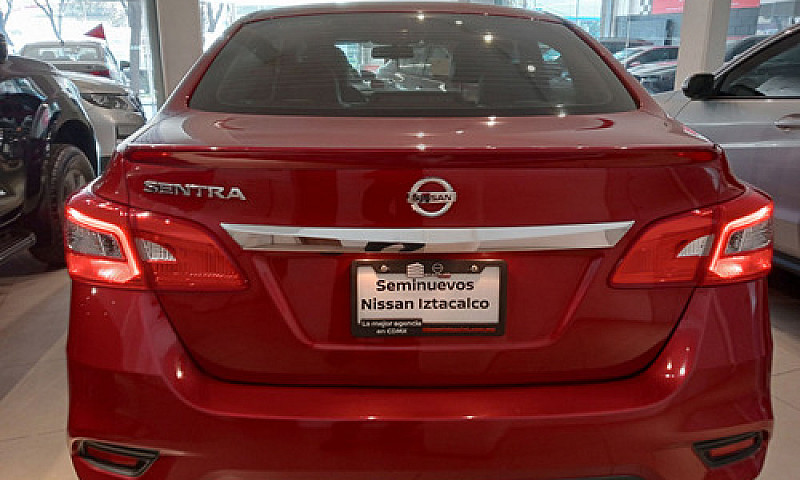 Nissan Sentra 2018...
