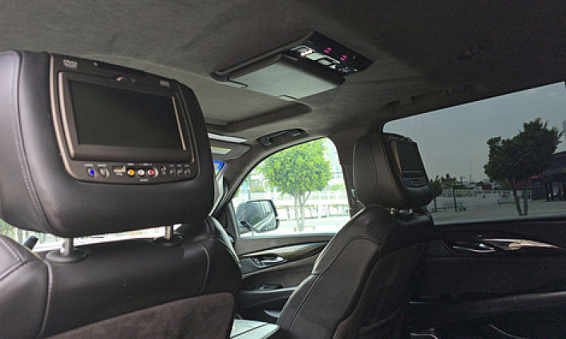 Cadillac Escalade Es...