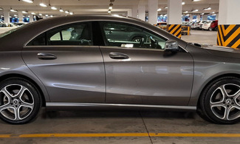 Mercedes-Benz Clase ...