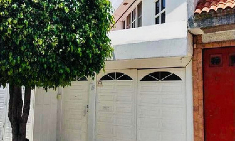 Casa En Venta, Calle...