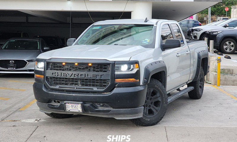 Chevrolet Silverado ...