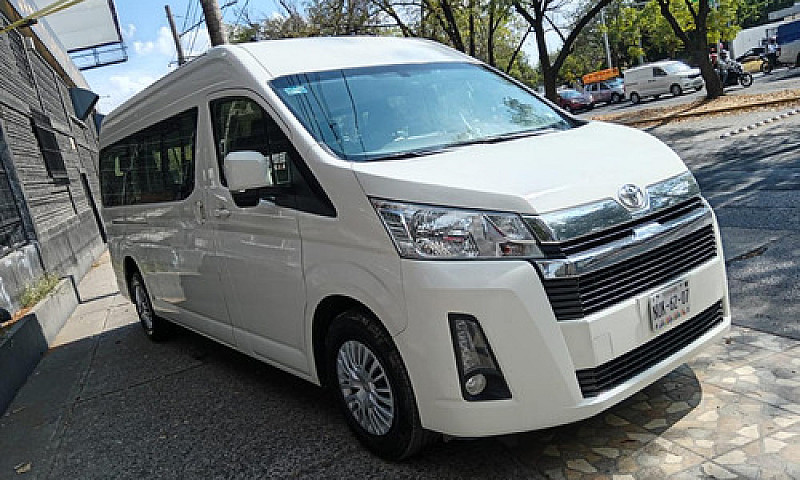 Toyota Hiace 2.7 Bus...