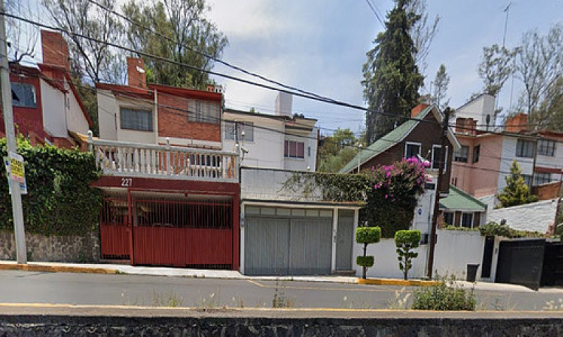 Venta De Casa En Cal...