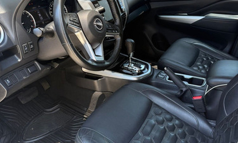 Nissan Frontier 2.5 ...