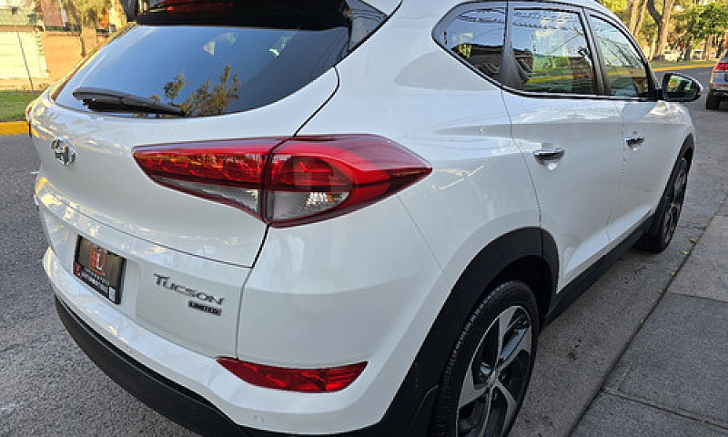 Hyundai  Tucson  201...