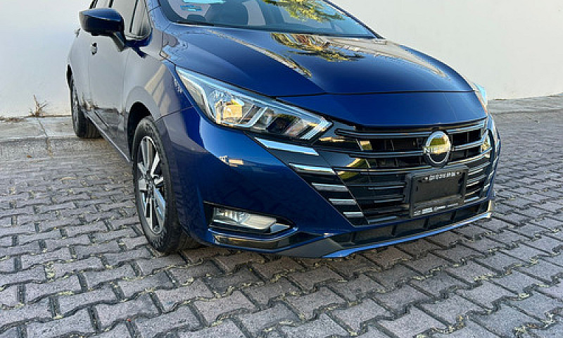 Nissan Versa 2023...