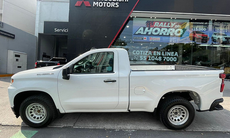 Chevrolet Silverado ...