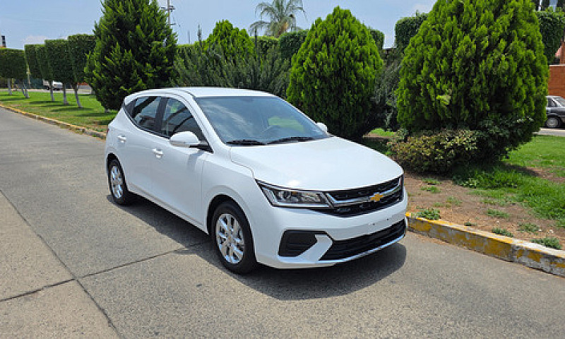 Chevrolet Aveo 1.5 L...