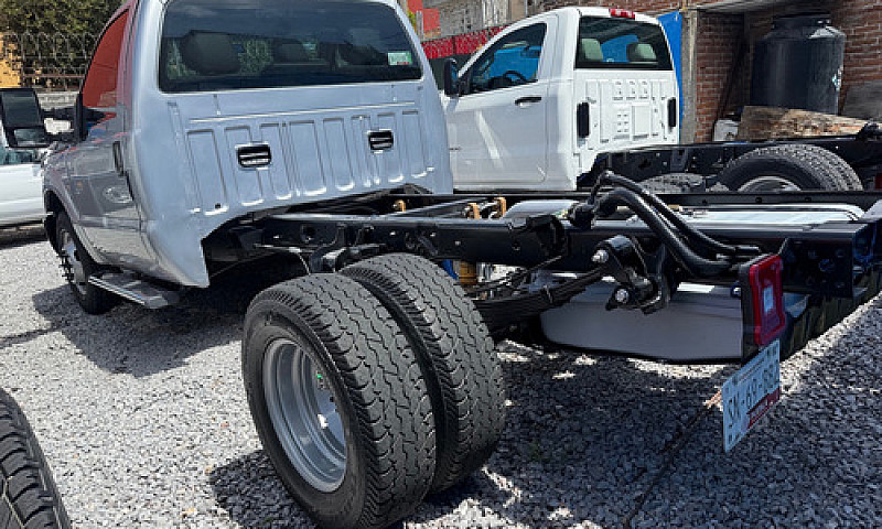 Ford F-350 6.2 Xl Mt...
