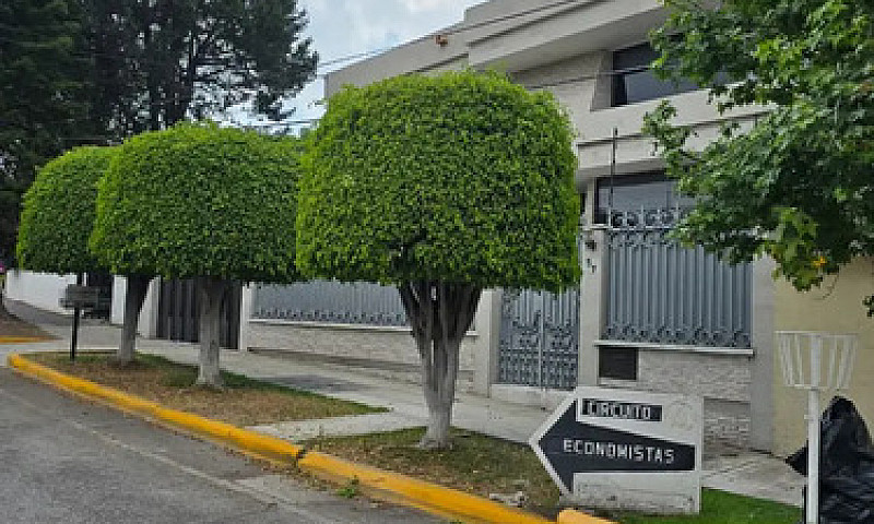 Casa En Venta En Ciu...
