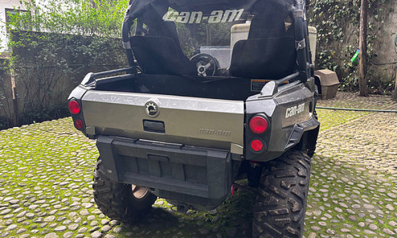 Canam Commander 1000...