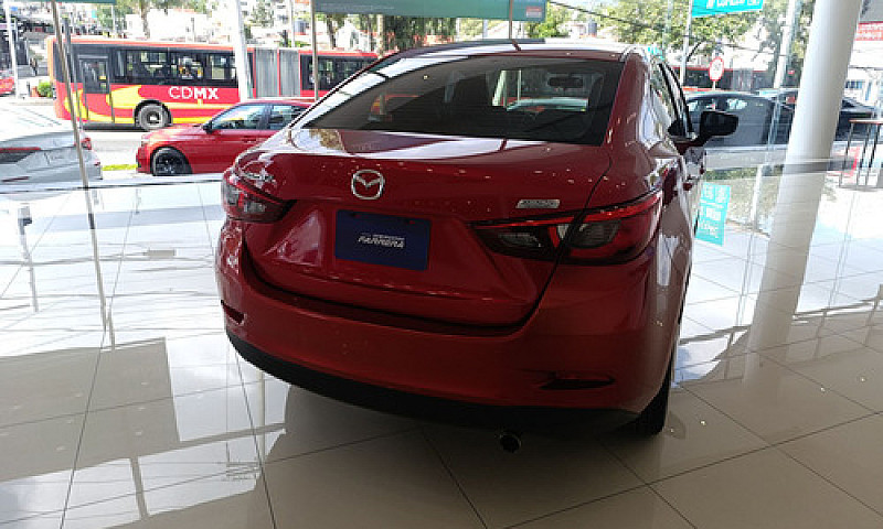 Mazda Mazda 2 2019...