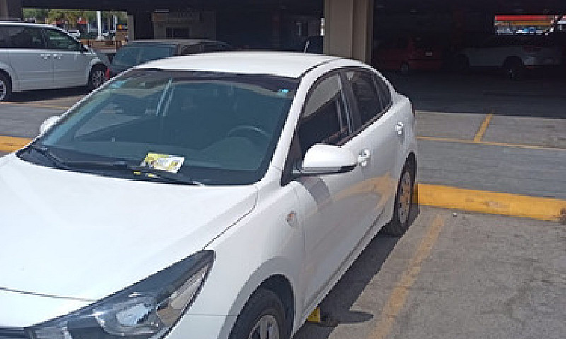 Kia Rio 1.6 L Sedan ...