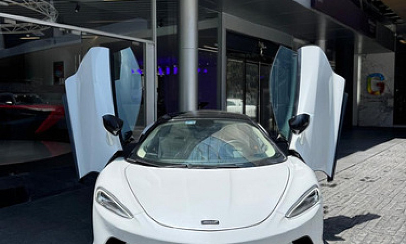 Mclaren Gt...