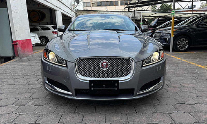 Jaguar Xf 3.0 Luxury...