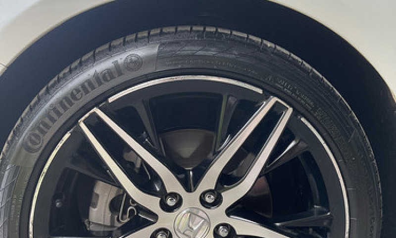 Honda Accord 2.0 Tou...