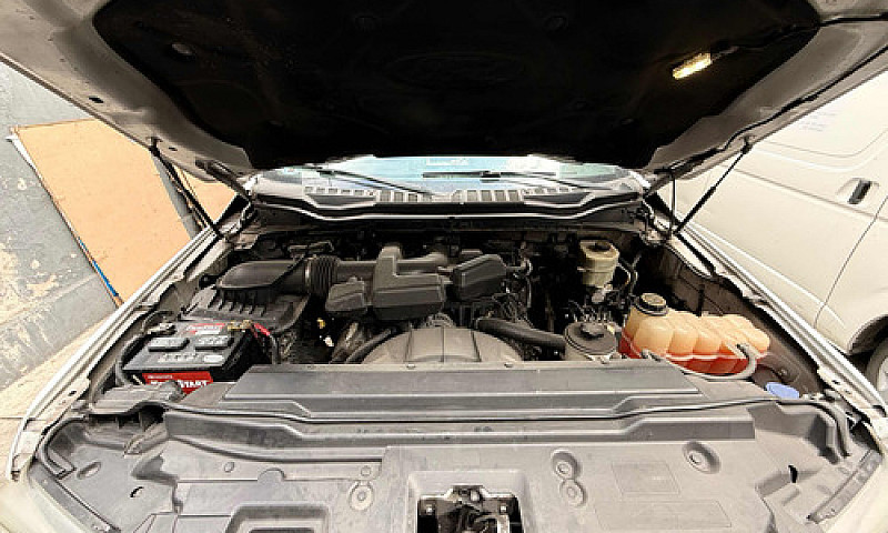 Ford F-350 6.3L Xl 6...