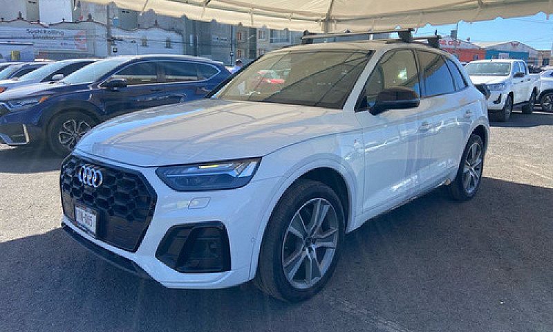 Audi Q5 2021...
