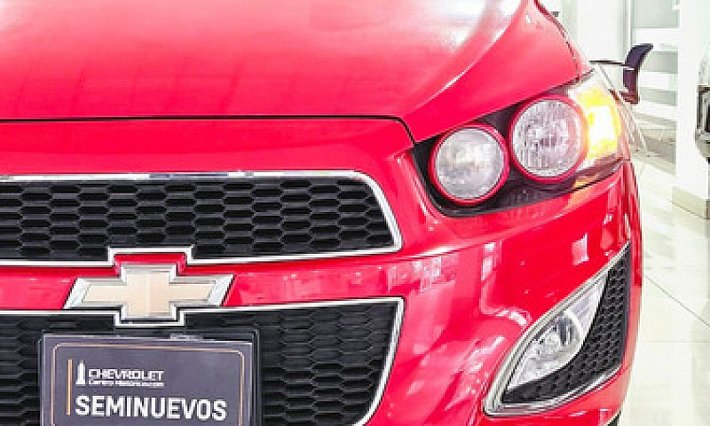 Chevrolet Sonic 2015...