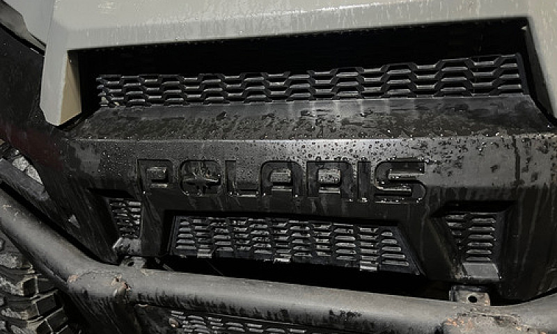 Polariz Crew Cab 202...