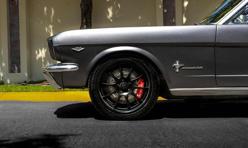 Mustang 1964 Fastbac...