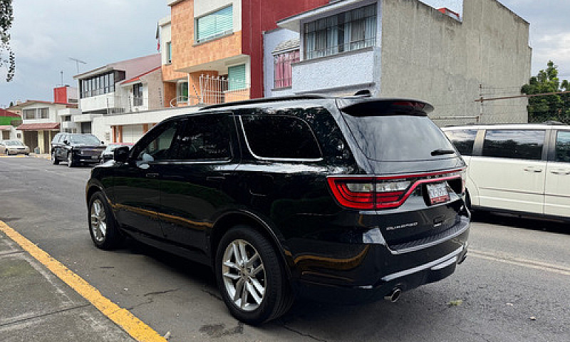 Dodge Durango 5.7 V8...