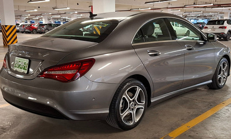 Mercedes-Benz Clase ...