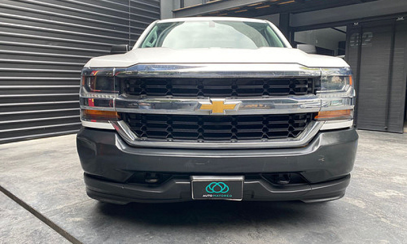 Chevrolet Silverado ...
