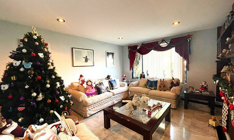 Casa En Venta, Colin...