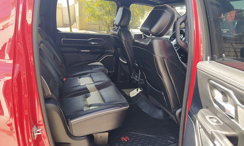 Ram Ram 1500 5.7 Lar...