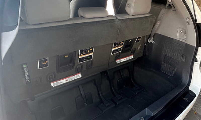 Toyota Sienna 3.5 Xl...
