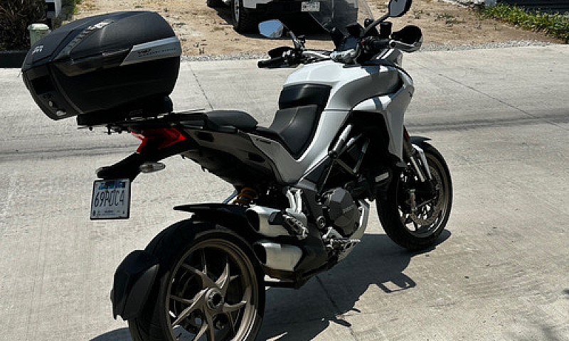 Ducati Multistrada 1...