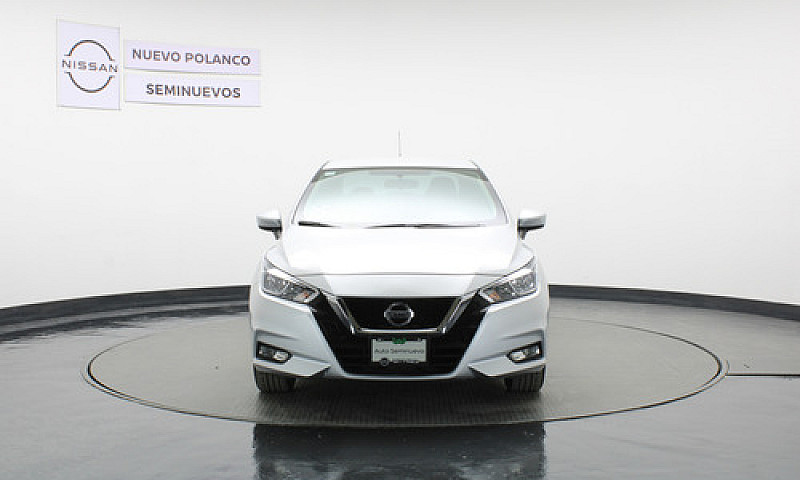Nissan Versa 2022...