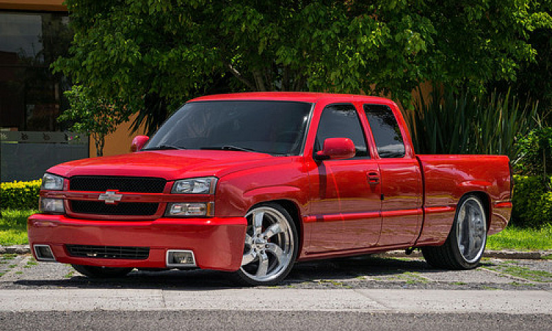 Chevrolet Silverado ...