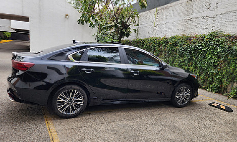 Kia Forte 1.6T Gdi G...
