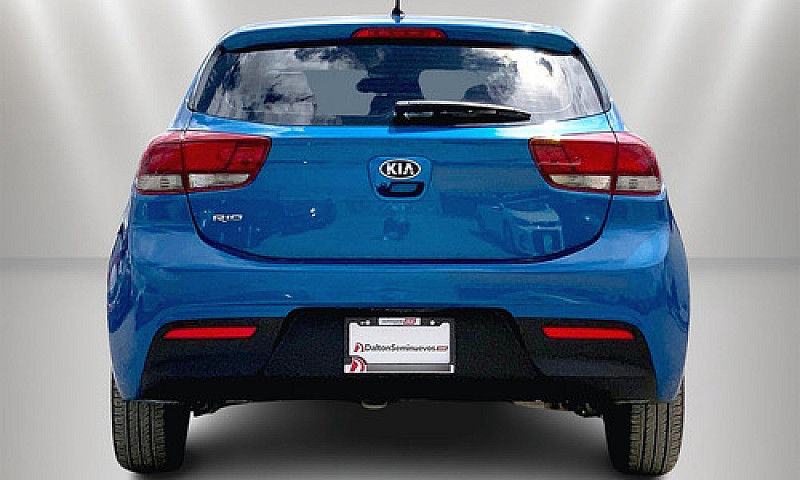 Kia Rio 2021...