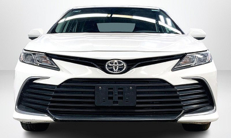 Toyota Camry 2021...