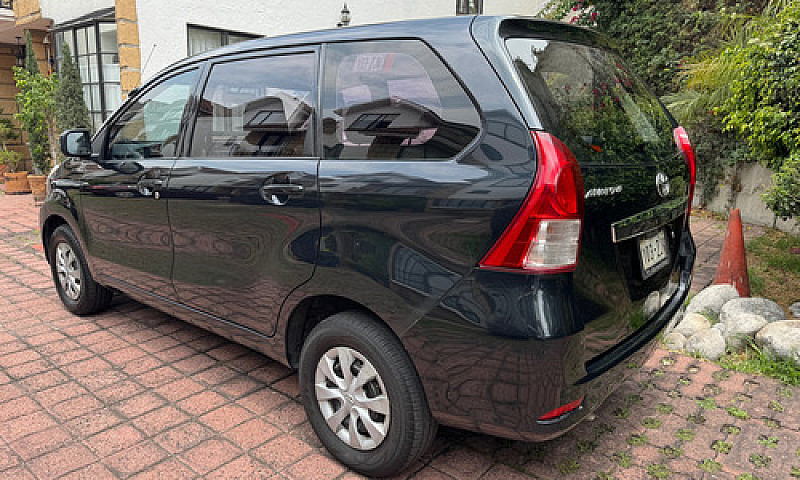 Toyota Avanza 1.5 Pr...