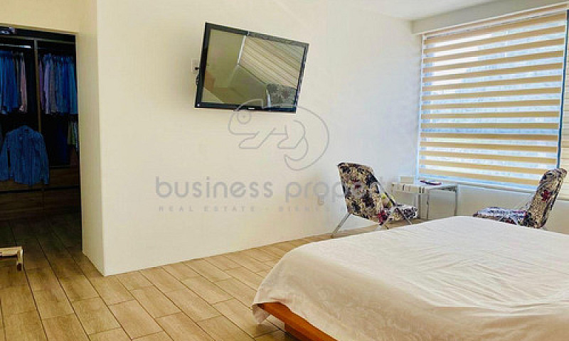 Casa En Condado De S...