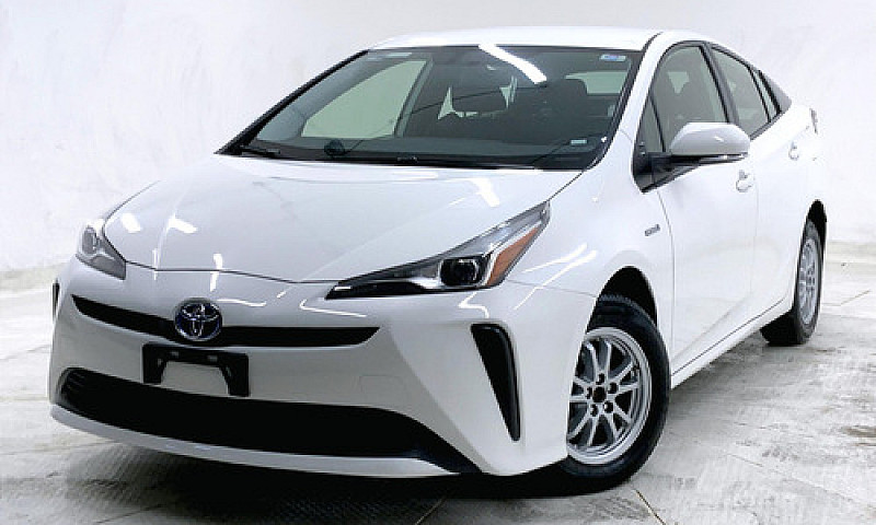 Toyota Prius 2020...