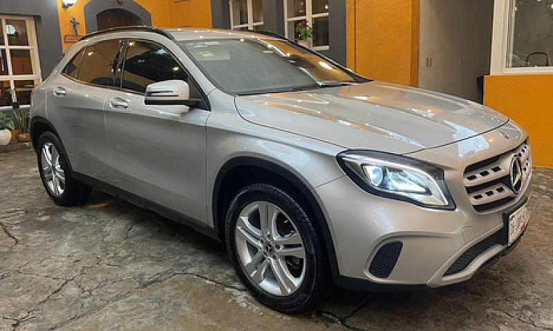 Mercedes-Benz Clase ...
