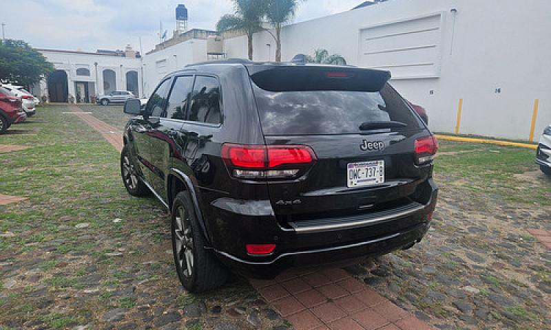 Jeep Grand Cherokee ...
