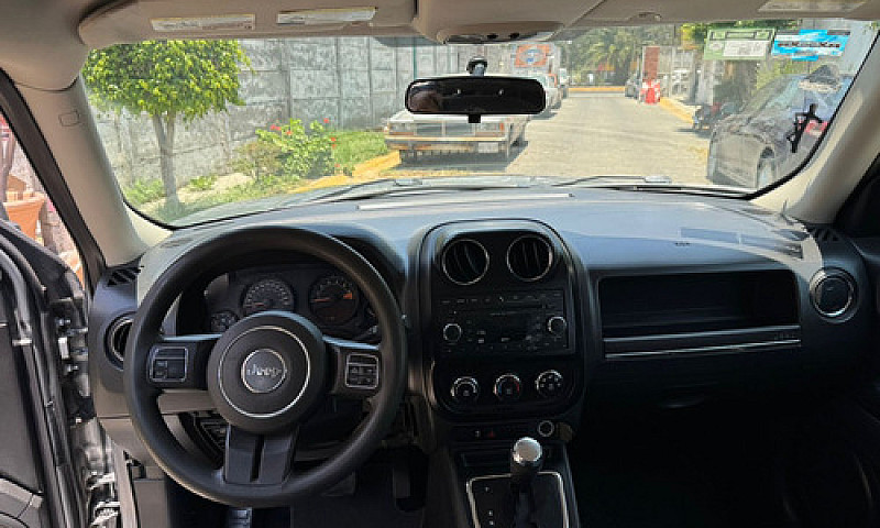 Jeep Patriot 2.4 Spo...