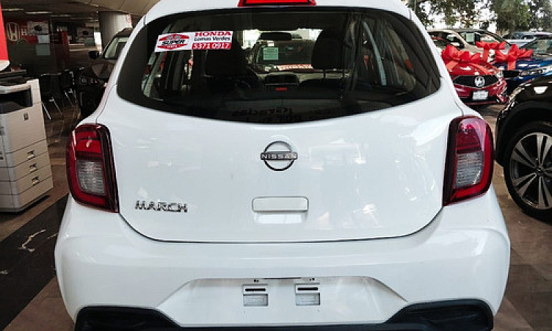 Nissan March 2022...