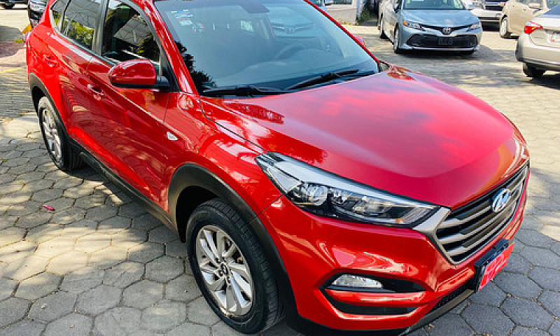 Hyundai Tucson 2016...