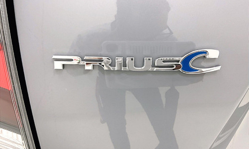 Toyota Prius 2021...