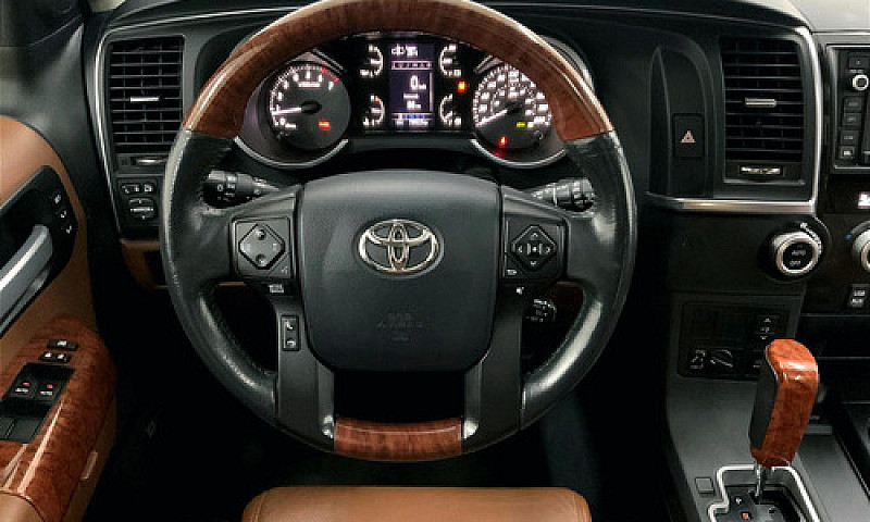 Toyota Sequoia 2019...