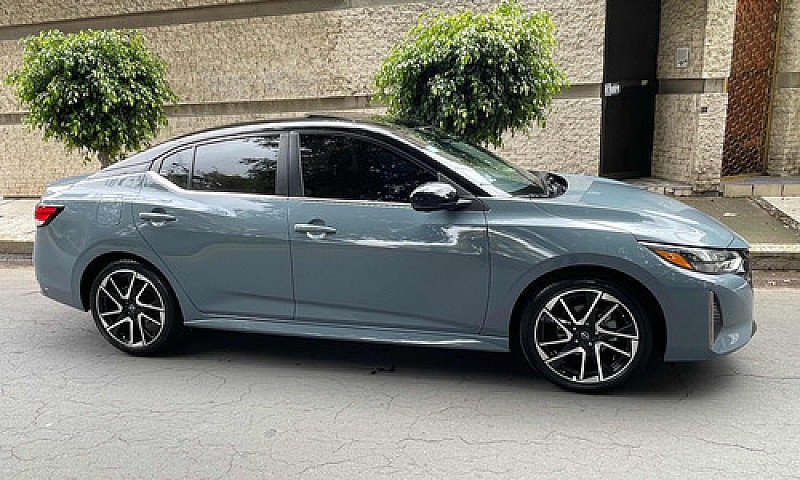 Nissan Sentra 2.0 Sr...