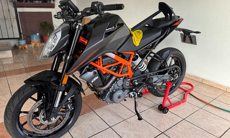 Ktm Duke 390 ...
